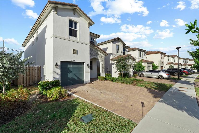 Picture of 2405 NW 131St Cir, Miami FL 33167