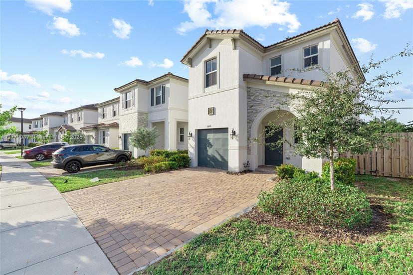 Picture of 2405 NW 131St Cir, Miami FL 33167
