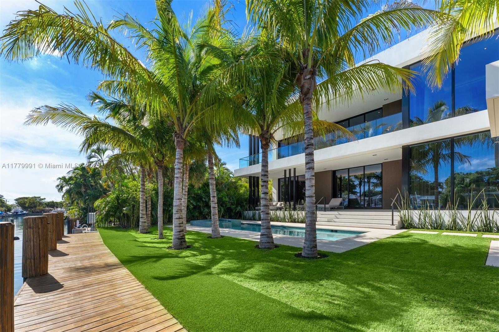 Picture of 13225 Arch Creek Ter, North Miami, FL 33181