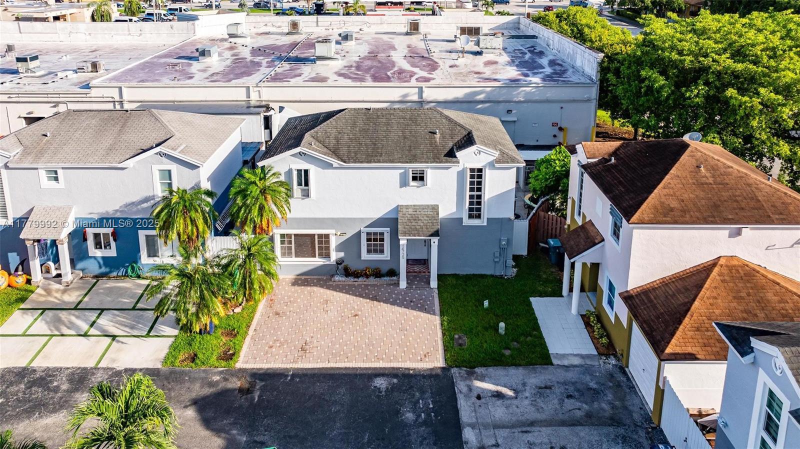 Picture of 14725 SW 90Th Ter, Miami, FL 33196
