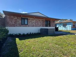 Picture of 2091 NW 27Th Ln, Fort Lauderdale, FL 33311