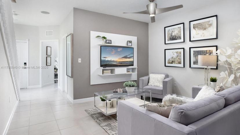 Picture of 2672 SE 28 St, Homestead FL 33035