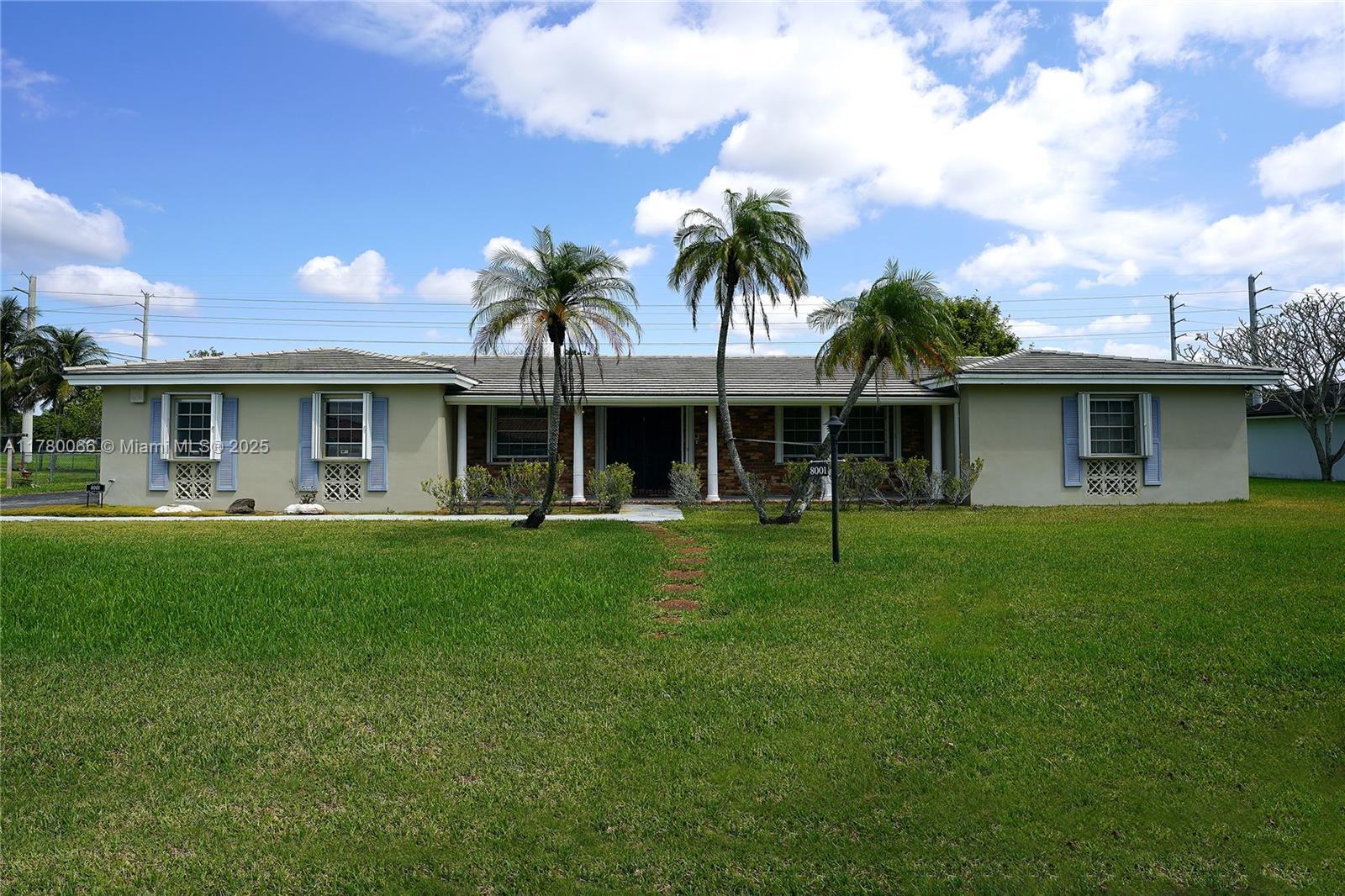 Picture of 8001 SW 140Th Ter, Palmetto Bay, FL 33158