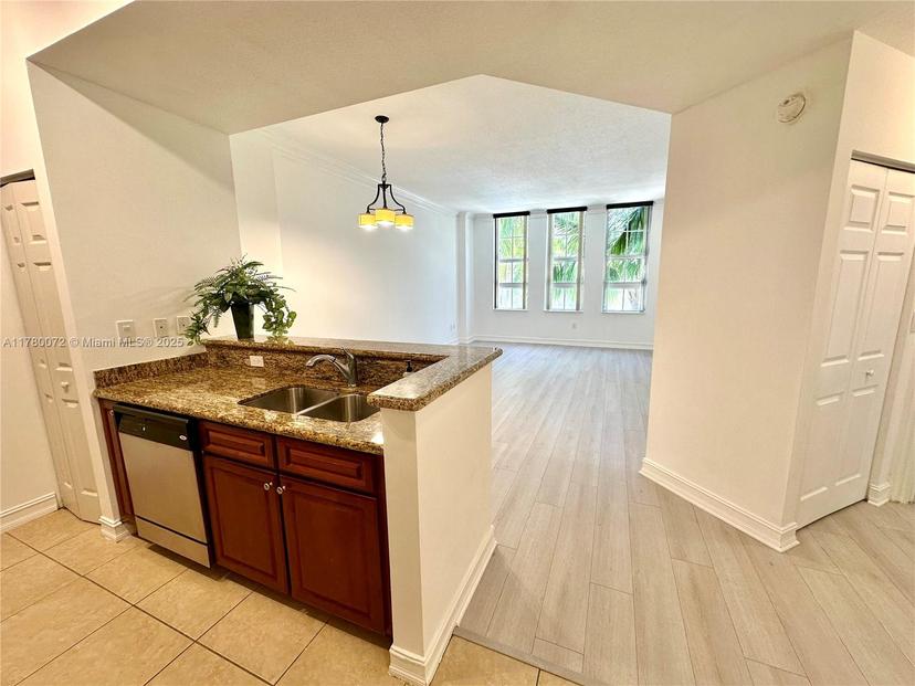 Picture of 3001 NE 185Th St # 336, Aventura FL 33180