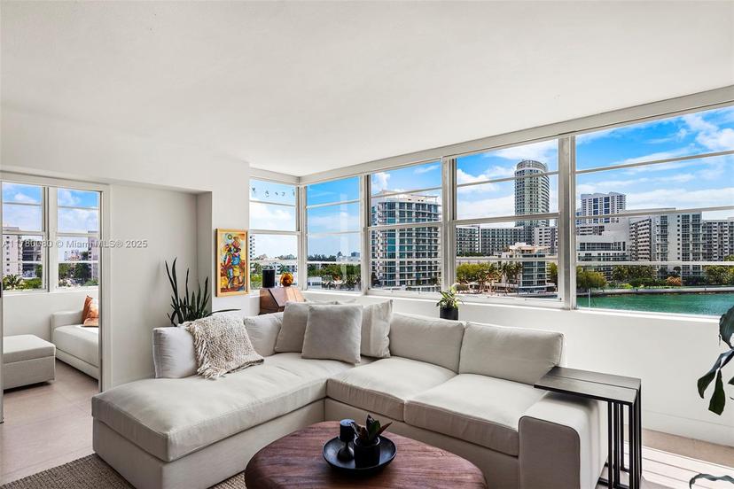 Picture of 20 Island Ave # 609, Miami Beach FL 33139