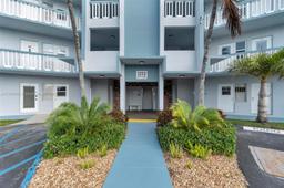 Picture of 2223 Park Ln # 112, Hollywood, FL 33021