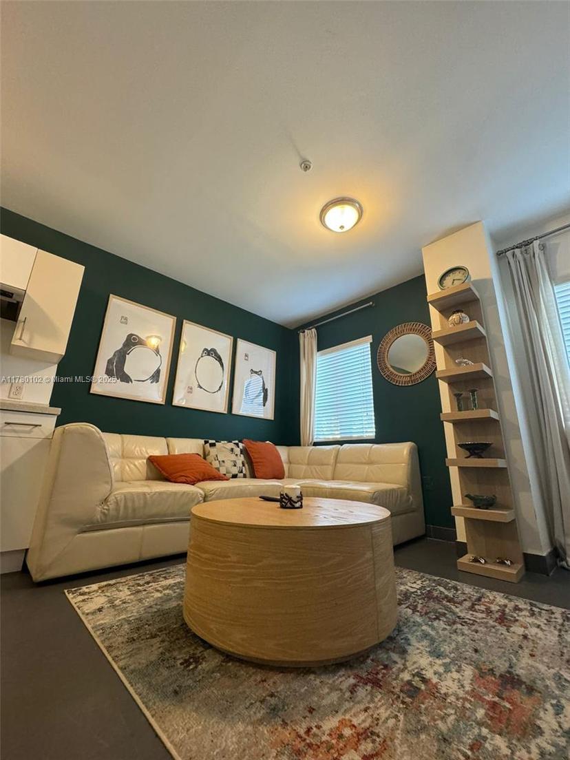 Picture of 1600 Euclid Ave # 102, Miami Beach FL 33139
