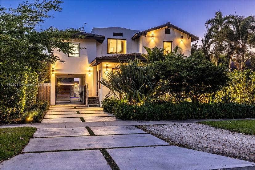 Picture of 436 NE 88Th St, El Portal FL 33138