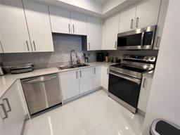 Picture of 10950 NW 82Nd St # 420, Doral, FL 33178