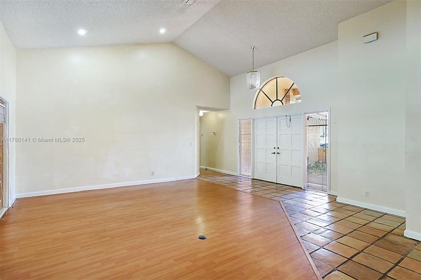 Picture of 9677 N Springs Way, Coral Springs FL 33076