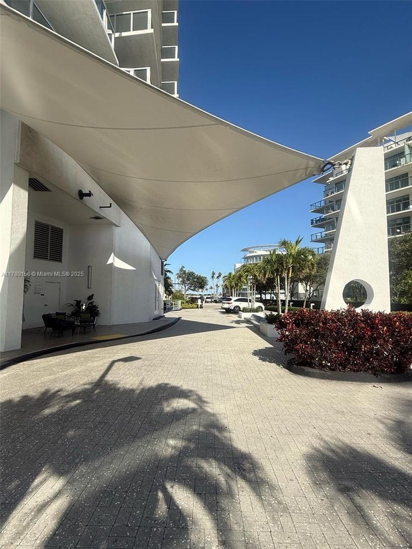 Picture of 6700 Indian Creek Dr # 707, Miami Beach FL 33141