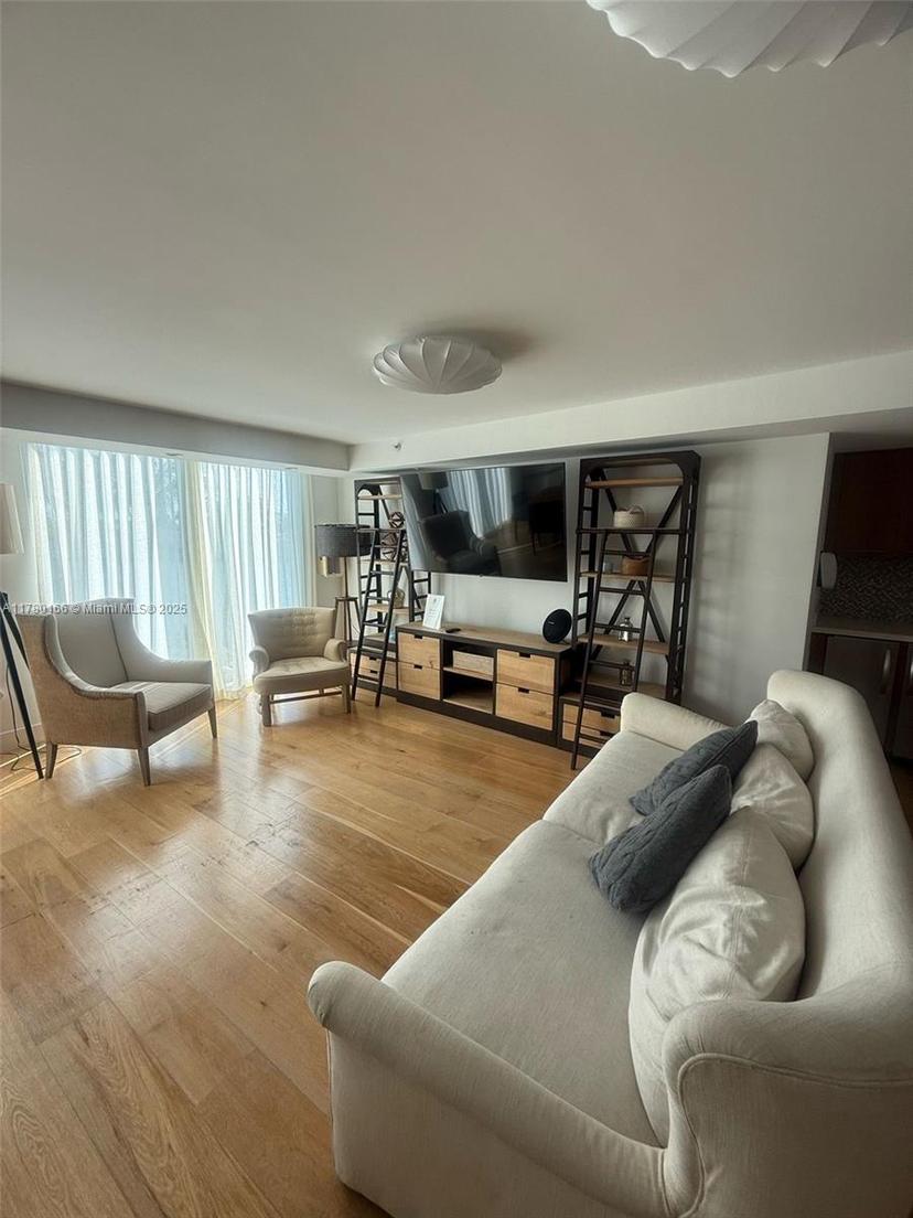 Picture of 6700 Indian Creek Dr # 707, Miami Beach FL 33141
