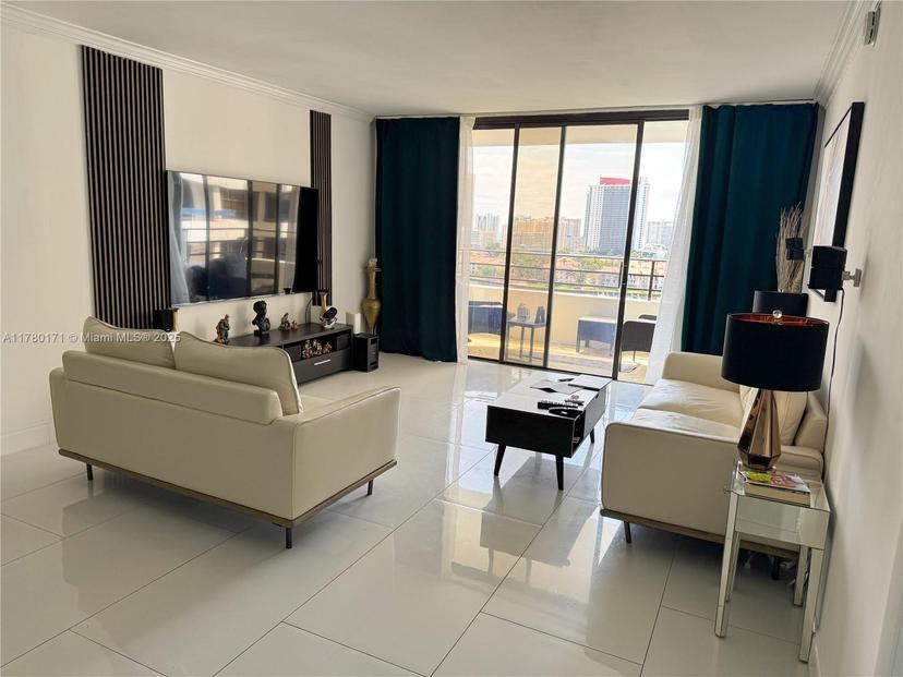 Picture of 600 Three Islands Blvd # 1118, Hallandale Beach FL 33009