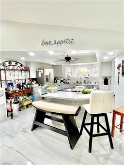Picture of 140 Davis St, La Belle, FL 33935