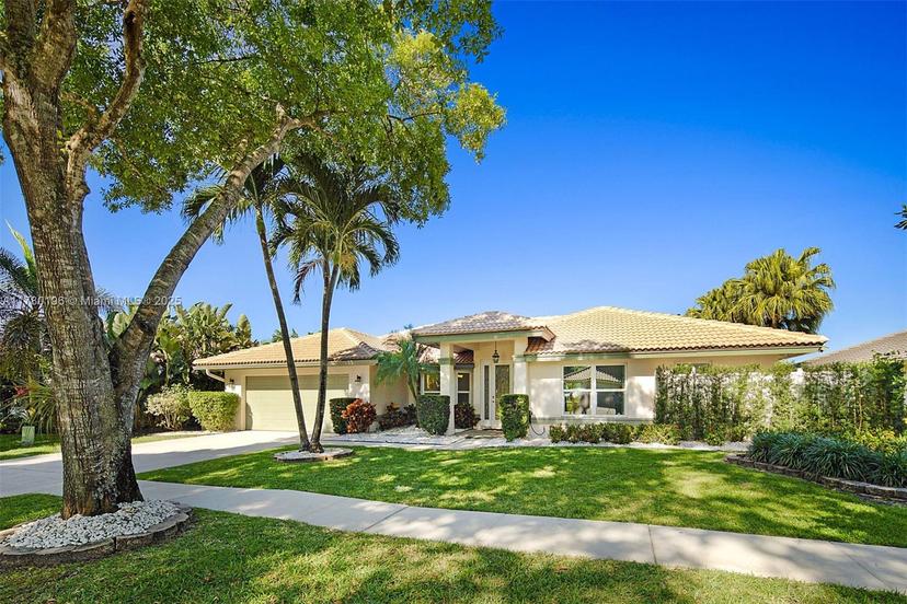 Picture of 18295 Lake Bend Dr, Jupiter FL 33458