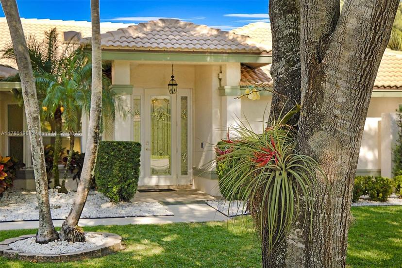 Picture of 18295 Lake Bend Dr, Jupiter FL 33458