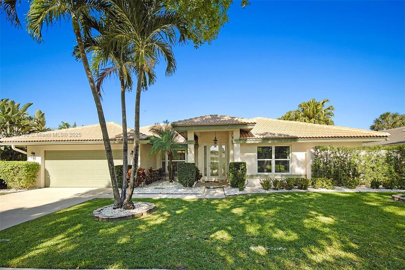 Picture of 18295 Lake Bend Dr, Jupiter FL 33458
