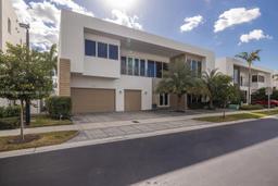 Picture of 10250 NW 75Th Ter, Doral, FL 33178