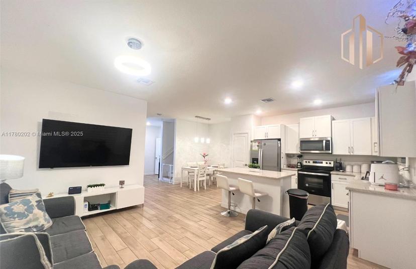 Picture of 1178 SE 23Rd Ave, Homestead FL 33035