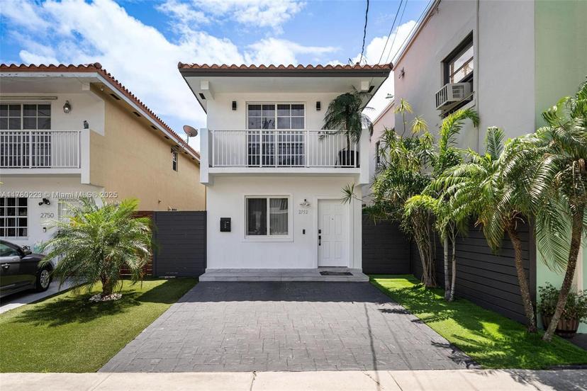 Picture of 2752 SW 11Th St, Miami FL 33135