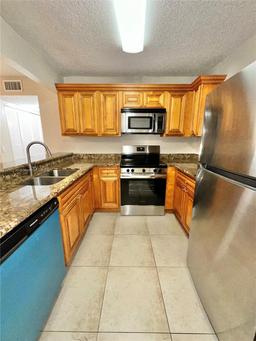 Picture of 1620 Balfour Point Dr # G, West Palm Beach, FL 33411