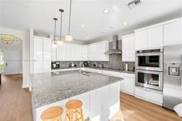Picture of 19234 Seneca Ave, Weston, FL 33332