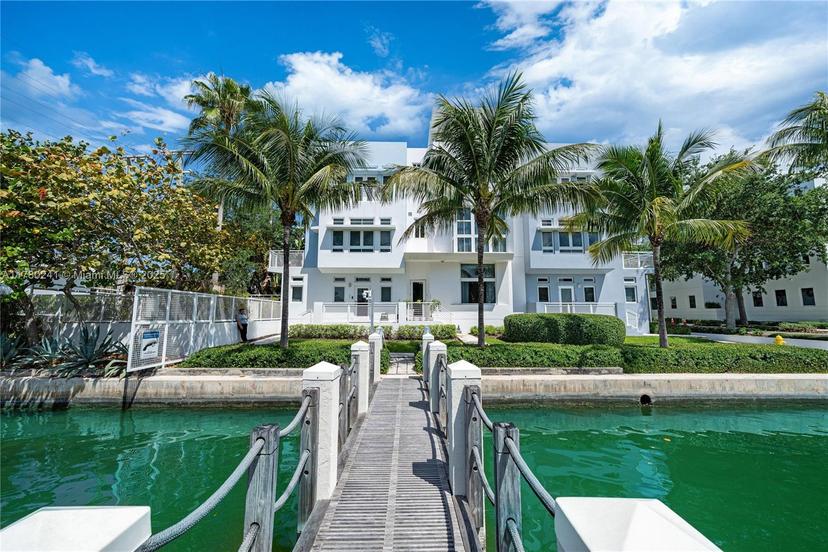 Picture of 6203 N Laguna Path, Miami Beach FL 33141