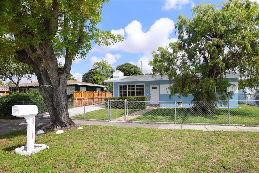 Picture of 73 E 53Rd Ter, Hialeah FL 33013
