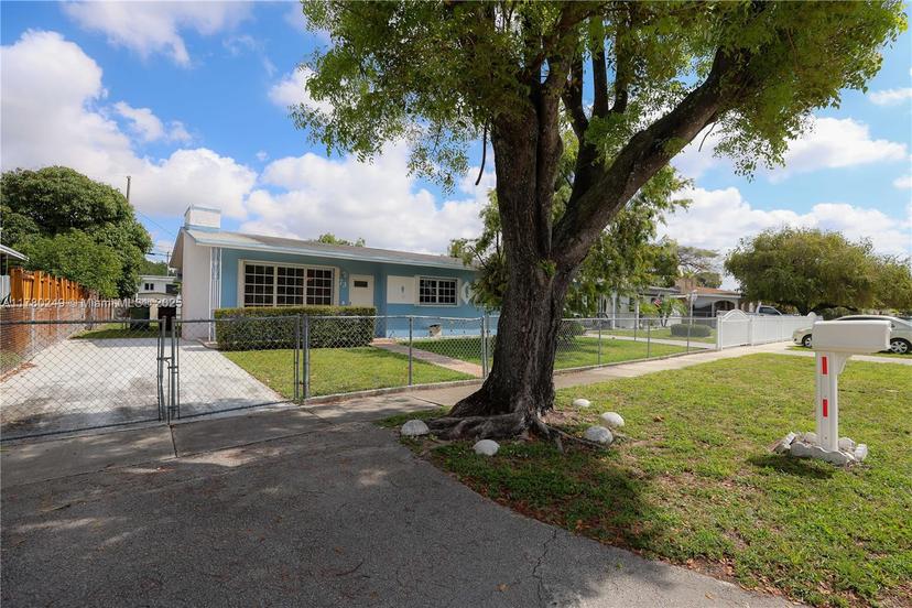 Picture of 73 E 53Rd Ter, Hialeah FL 33013
