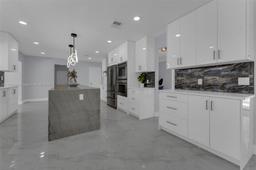 Picture of 2272 NE 31St St, Lighthouse Point, FL 33064