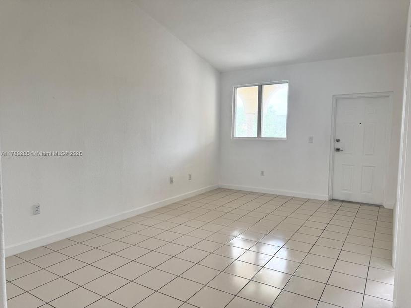 Picture of 2524 SE 16Th Rd # 201, Homestead FL 33035