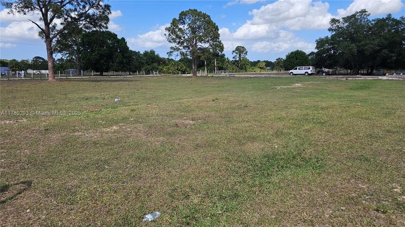 Picture of 1250 Naples Avenue, Clewiston FL 33440