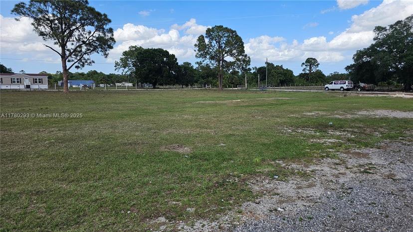Picture of 1250 Naples Avenue, Clewiston FL 33440