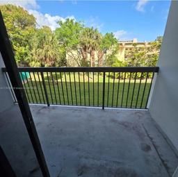 Picture of 1301 NE 7Th St # 217, Hallandale Beach, FL 33009