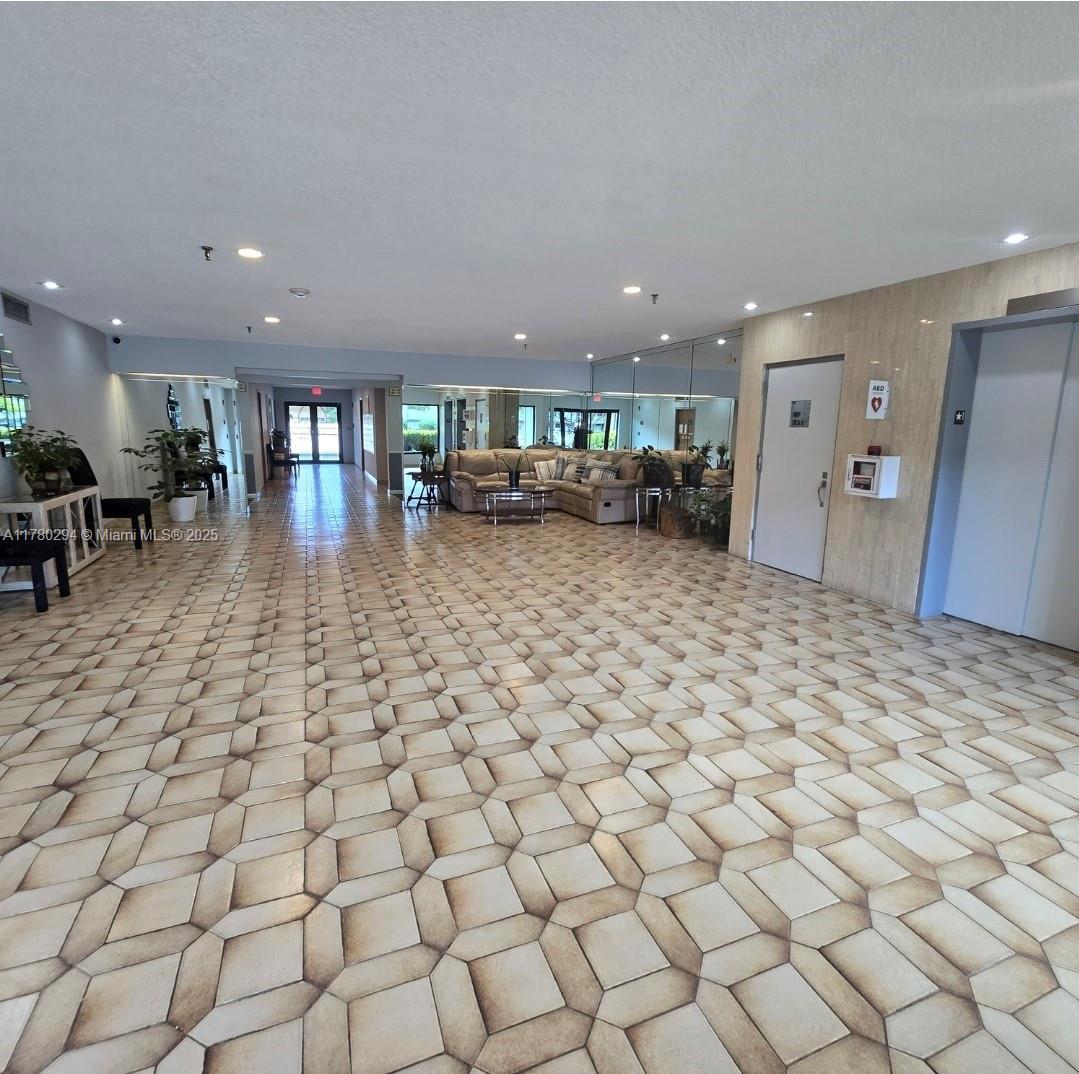 Picture of 1301 NE 7Th St # 217, Hallandale Beach, FL 33009