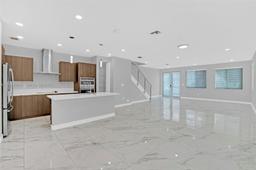 Picture of 10259 NW 66Th St, Doral, FL 33178
