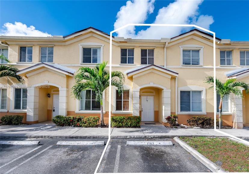 Picture of 6940 NW 177Th St # 103, Hialeah FL 33015