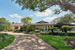 Picture of 10004 SW 130Th Ter, Miami, FL 33176