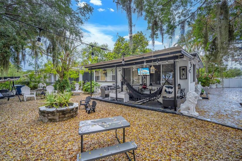 Picture of 11425 NW 18Th Ave, Miami FL 33167