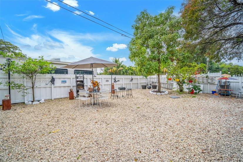 Picture of 11425 NW 18Th Ave, Miami FL 33167