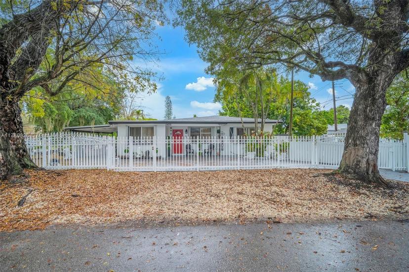 Picture of 11425 NW 18Th Ave, Miami FL 33167