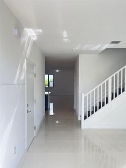 Picture of 15771 SW 136Th Ter, Miami, FL 33196