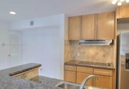 Picture of 875 Riverside Dr # 713, Coral Springs, FL 33071