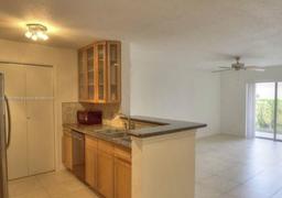 Picture of 875 Riverside Dr # 713, Coral Springs, FL 33071