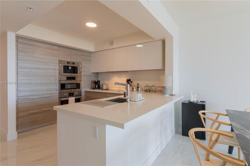 Picture of 330 Sunny Isles Blvd # 1606, Sunny Isles Beach FL 33160