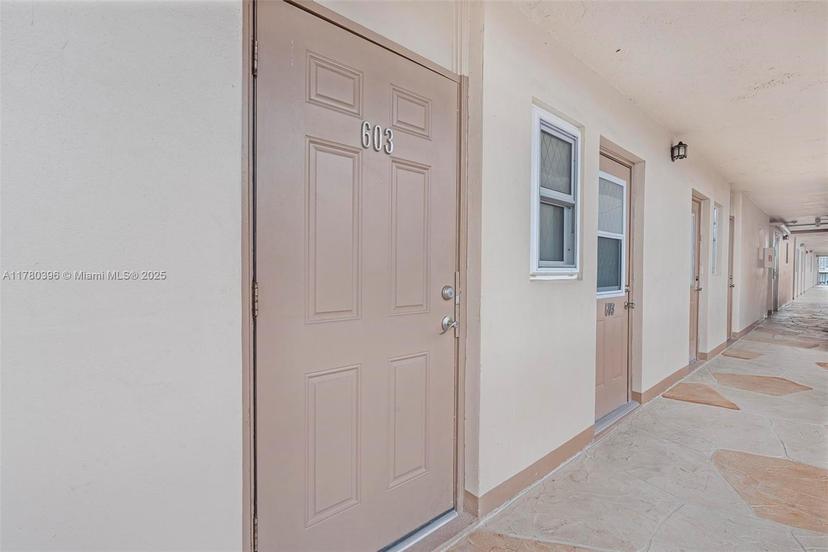 Picture of 609 NE 14Th Ave # 603, Hallandale Beach FL 33009
