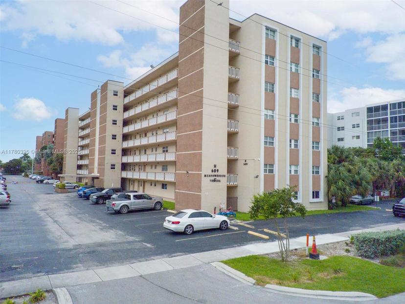 Picture of 609 NE 14Th Ave # 603, Hallandale Beach FL 33009