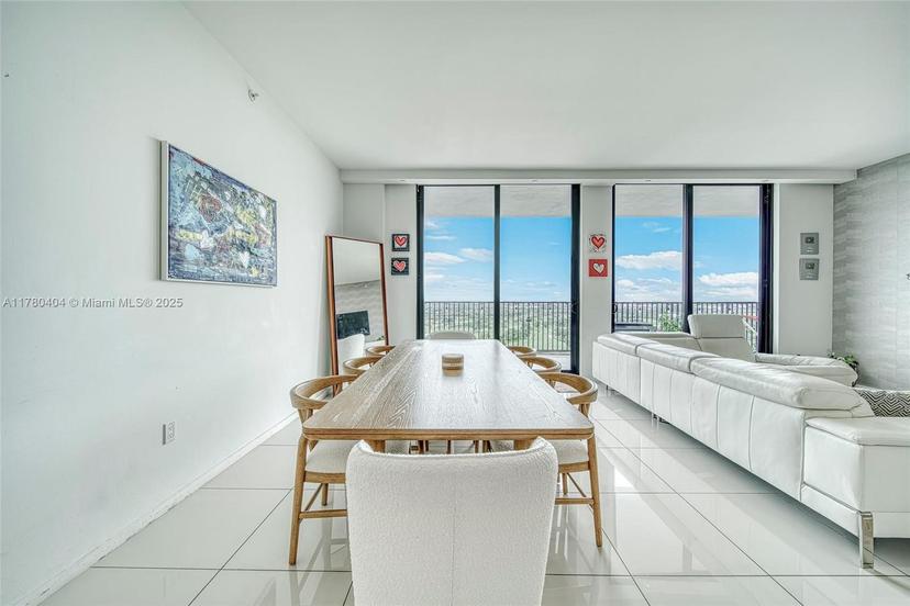 Picture of 5252 NW 85Th Ave, Doral FL 33178