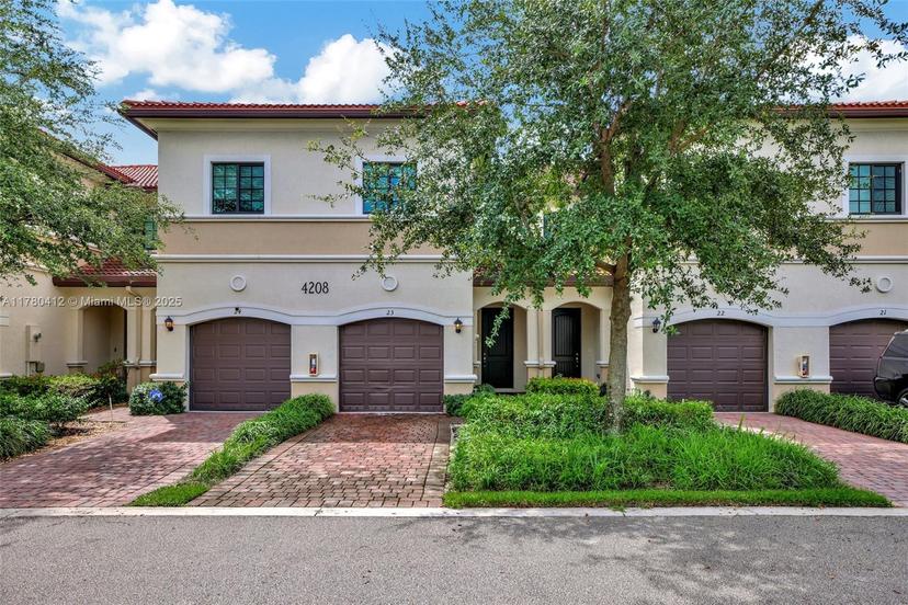 Picture of 4208 N Dixie Hwy # 23, Oakland Park FL 33334
