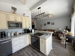 Picture of 313 Bayview Ave, Key Largo, FL 33037